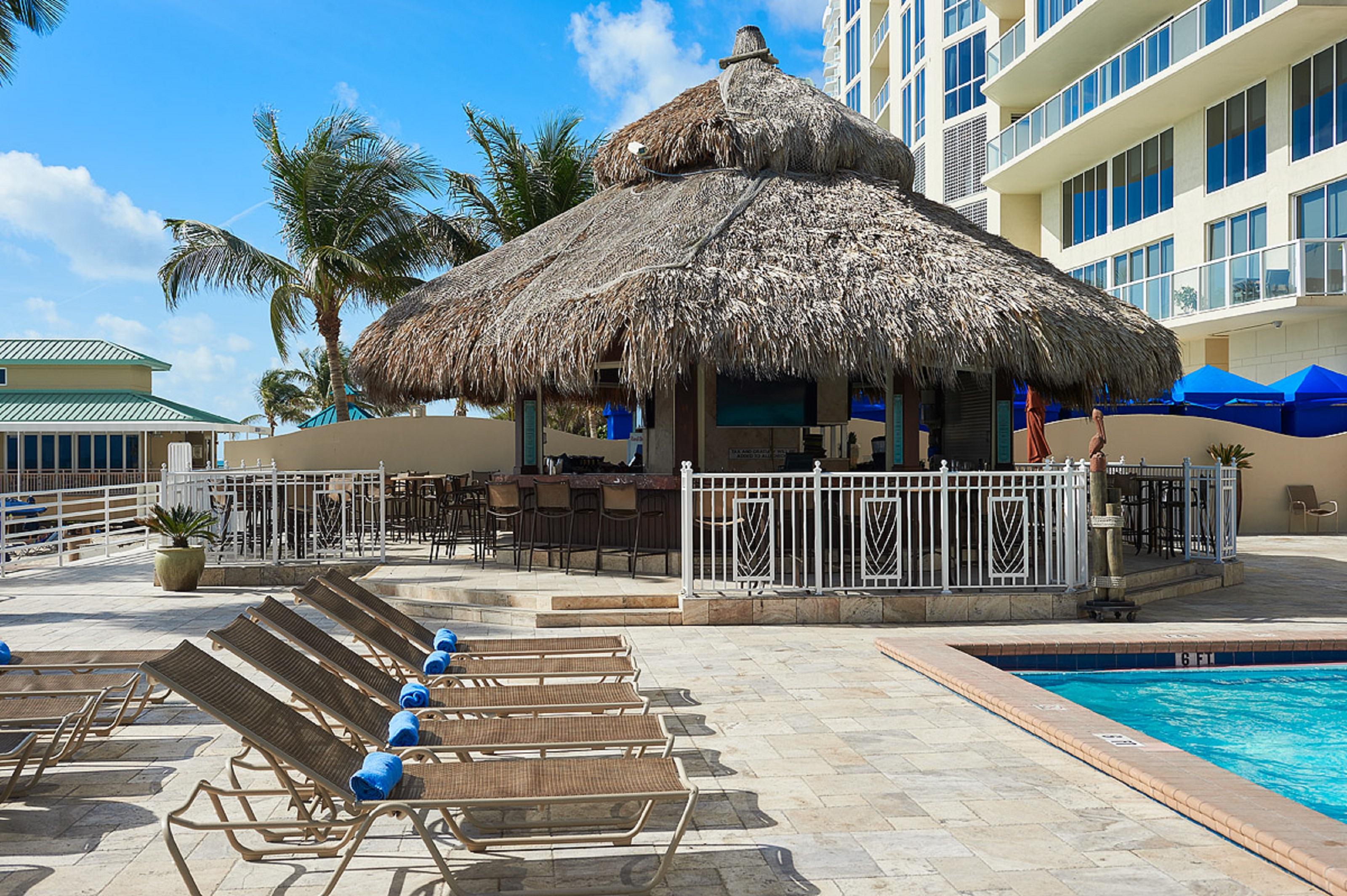 Newport Beachside Hotel & Resort Sunny Isles Beach Exterior photo