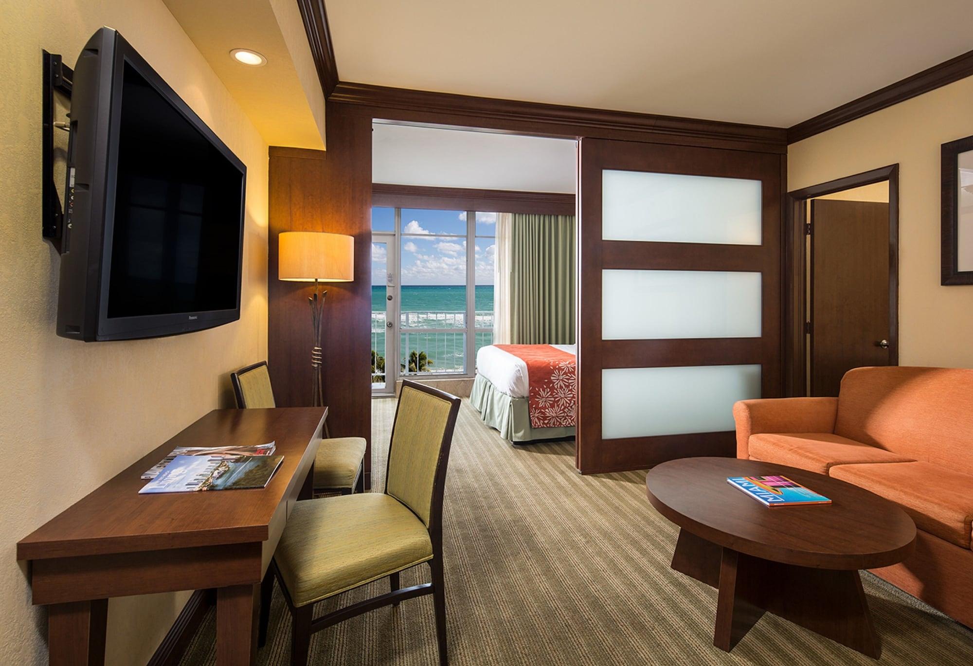 Newport Beachside Hotel & Resort Sunny Isles Beach Exterior photo