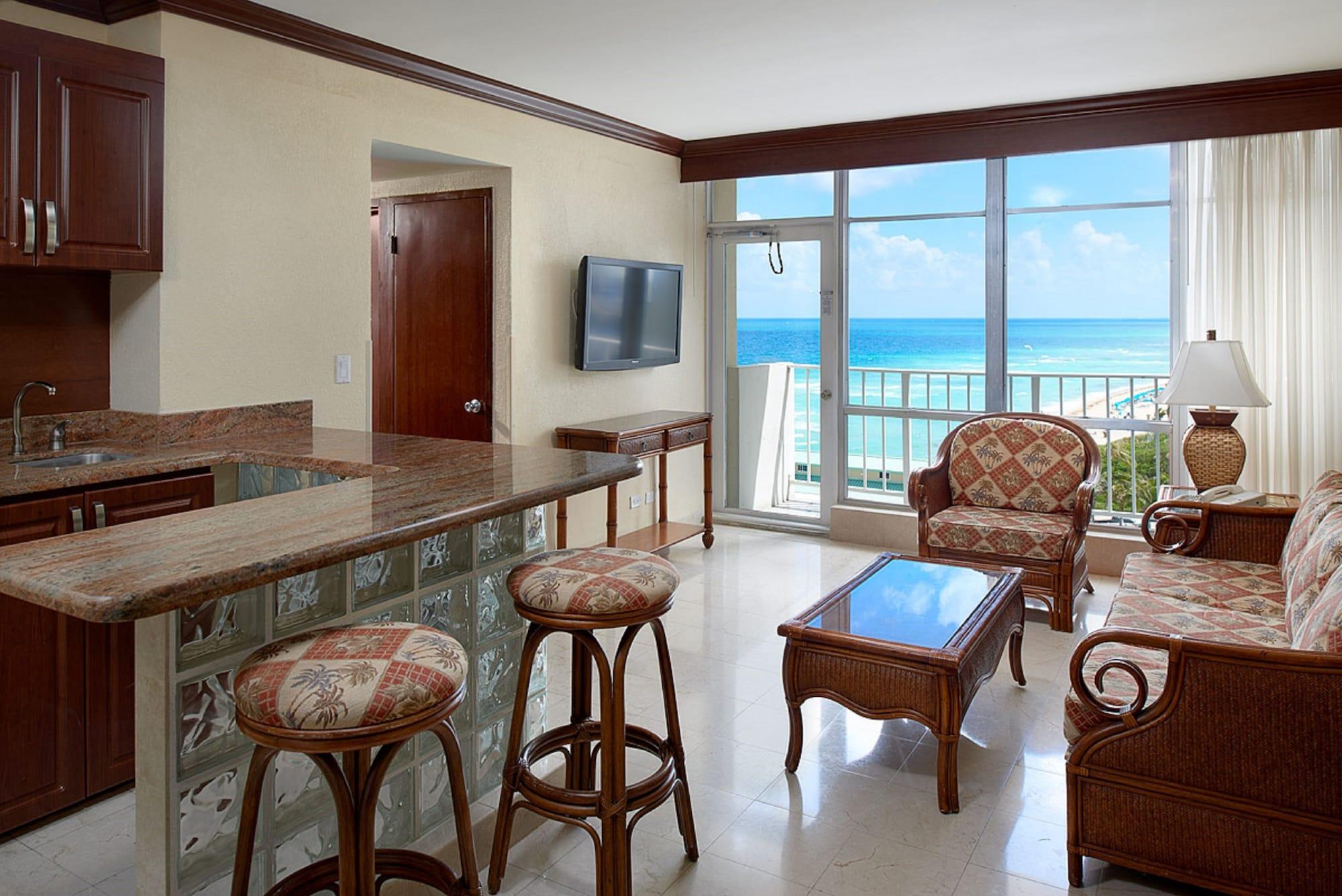 Newport Beachside Hotel & Resort Sunny Isles Beach Exterior photo
