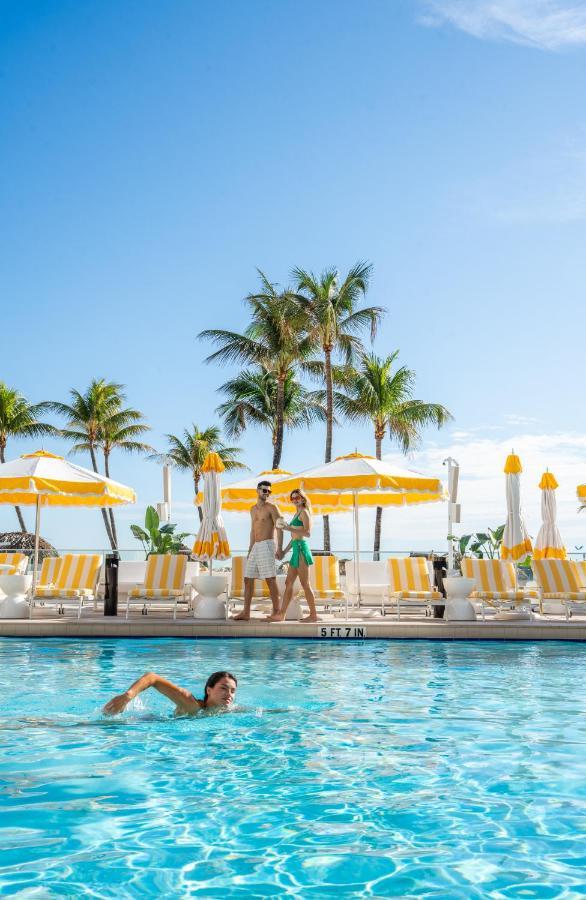 Newport Beachside Hotel & Resort Sunny Isles Beach Exterior photo
